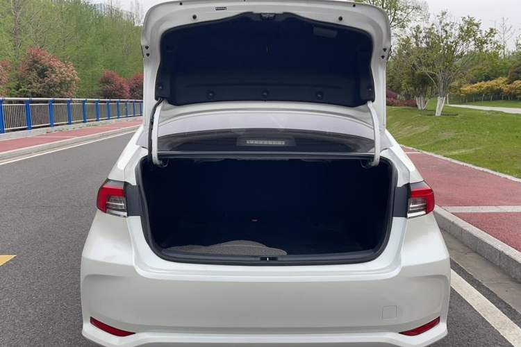 Used Toyota Corolla 2019 Dual-Engine 1.8L E-CVT GL-i Elite Edition Trunk