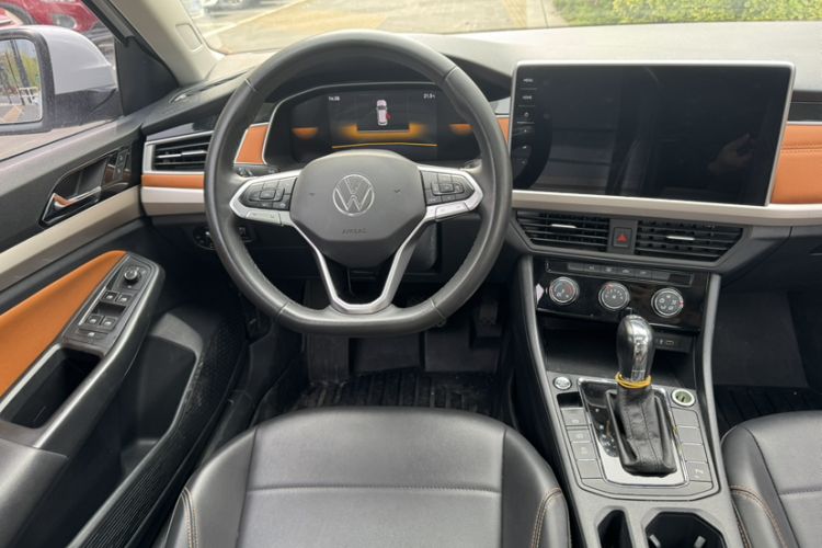 Used Volkswagen Bora 2023 200TSI DSG Enjoyment Edition Interior 2