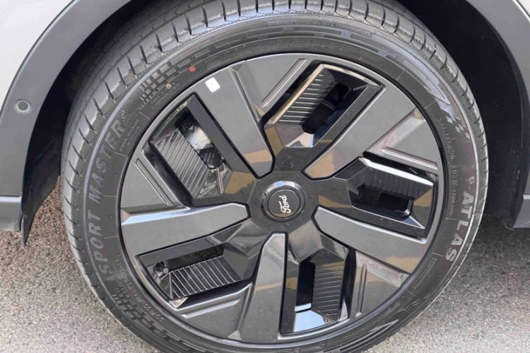 Used Ford Equator Sport New Energy 2025 Luxury Plus Version