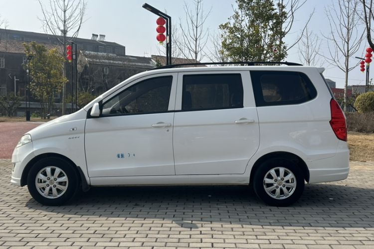 Used Wuling Hongguang 2014 1.5L S Standard Version