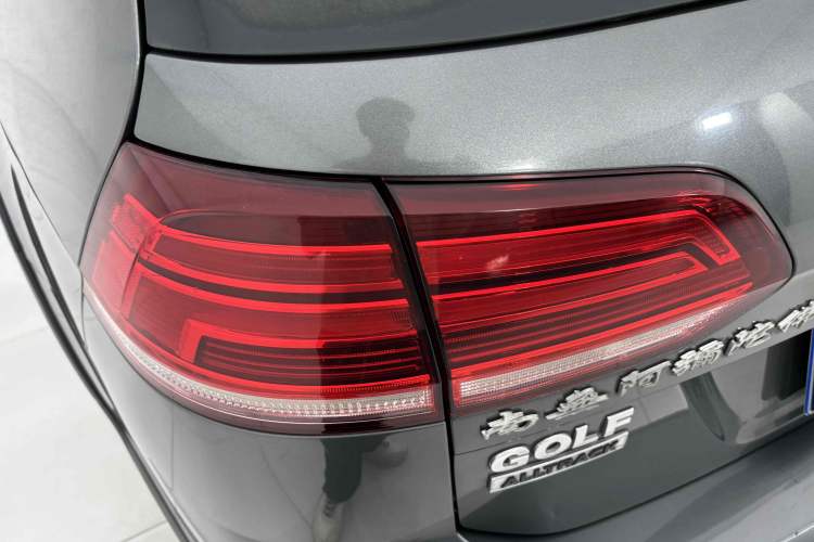 Used Volkswagen Golf 2019 1.8TSI Travel Edition