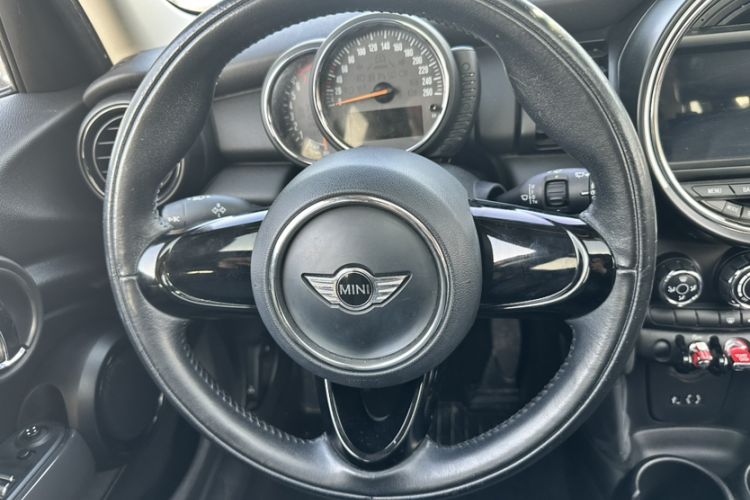 Used MINI 2016 1.2T ONE Five-Door Edition
