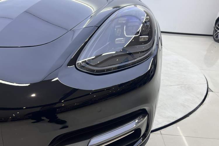 Used Porsche Panamera 2017 Panamera Executive Long Wheelbase 3.0T