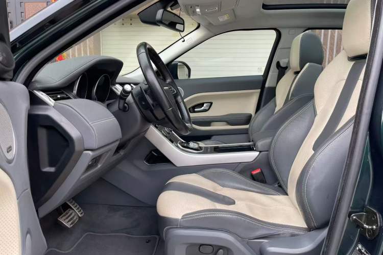 Used Land Rover Range Rover Evoque (Import) 2015 2.0T 5-Door Ignite Edition
