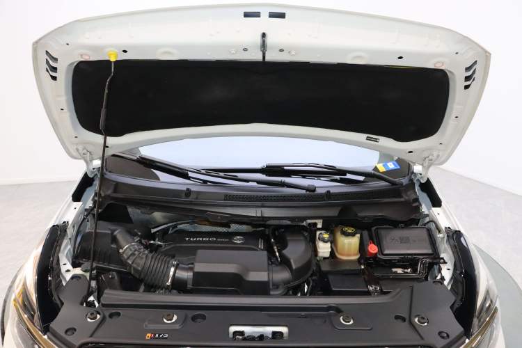 Used Buick GL8 2021 Land Cruiser Executive Class 652T Comfort Model Interior 3