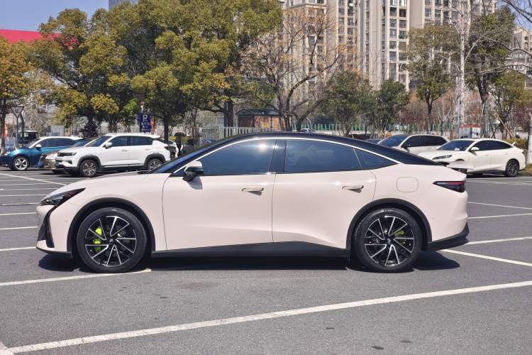 Used ARCFOX Alpha S5 2024 708MAX 200kW