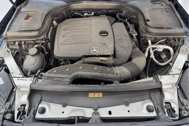 Used Mercedes-Benz GLC 2022 Refreshed GLC 260 L 4MATIC Dynamic Edition Interior 6