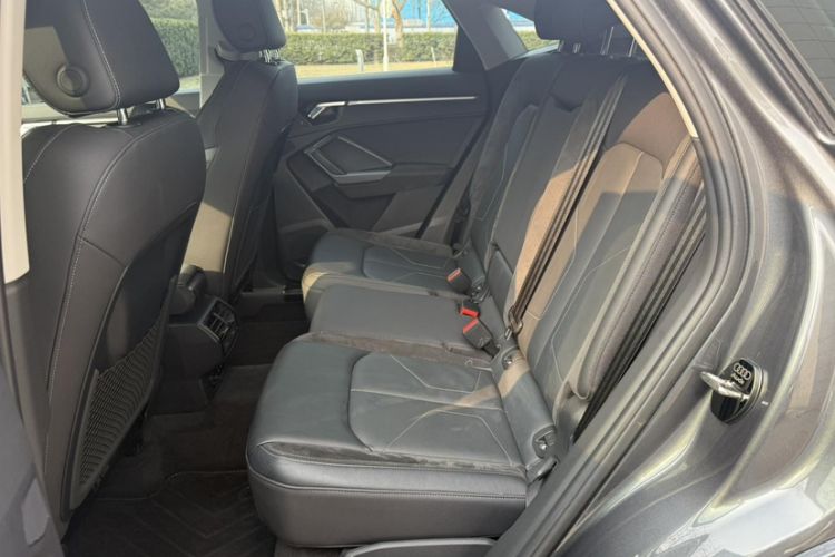 Used Audi Q3 2023 40 TFSI Fashion Dynamic Model