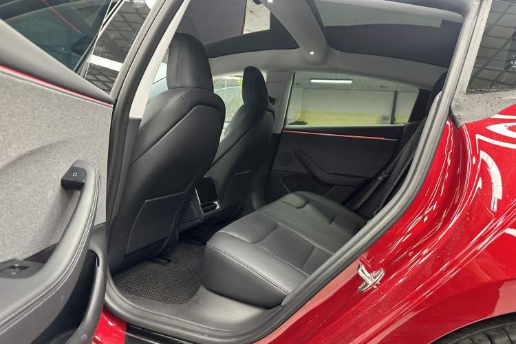 Used Tesla Model 3 2023 Rear-Wheel-Drive Version
