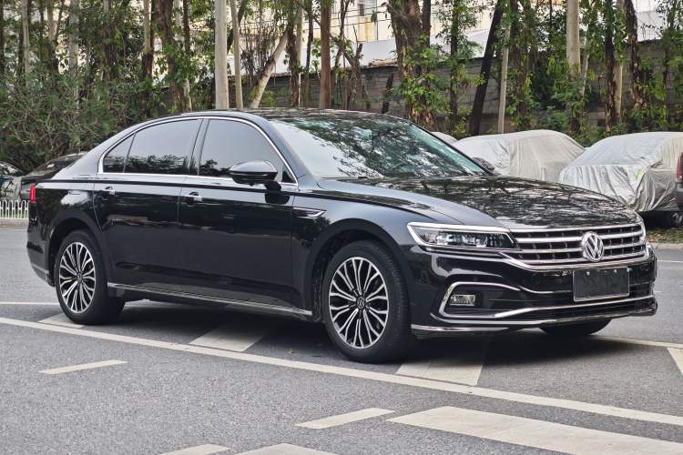 Used Volkswagen Phideon 2021 380TSI Luxury Edition Exterior 3