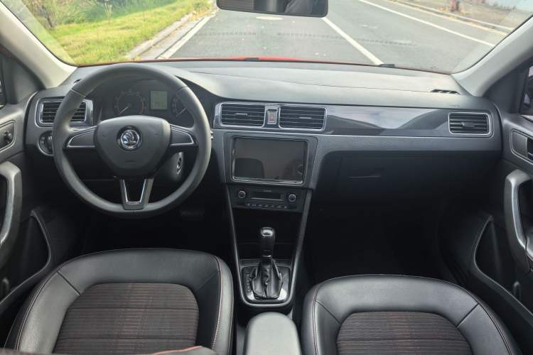 Used Skoda Rapid Spaceback 2016 Revised 1.6L Automatic Smart Drive Version