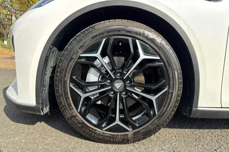 Used Deepal SL03 2025 Extended-Range Sporty Version
