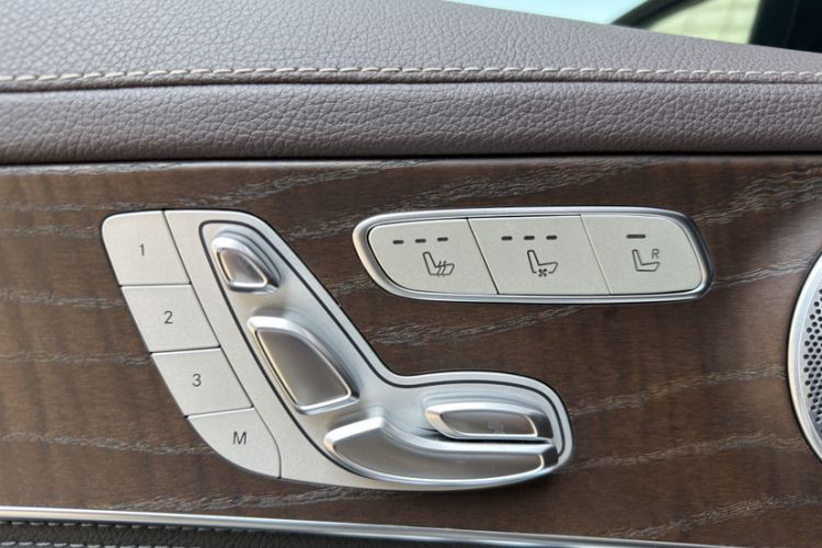 Used Mercedes-Benz GLC 2020 Facelift GLC 300 L 4MATIC Dynamic Edition