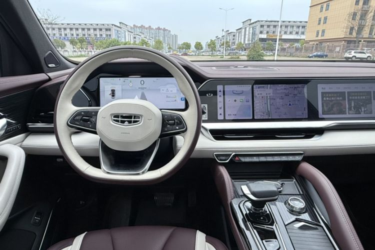 Used Geely Auto Monjaro L 2021 2.0TD High-Power Automatic All-Wheel-Drive Flagship Version Audio And AC Panel