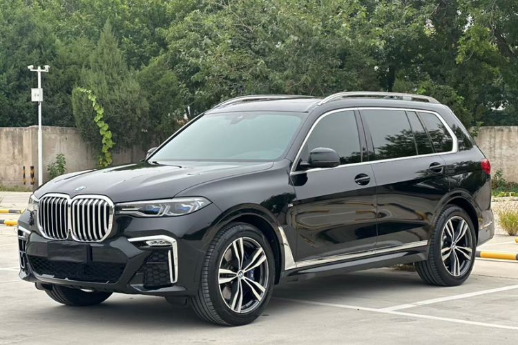 Used BMW X7 2021 xDrive40i Luxury M Sport Package