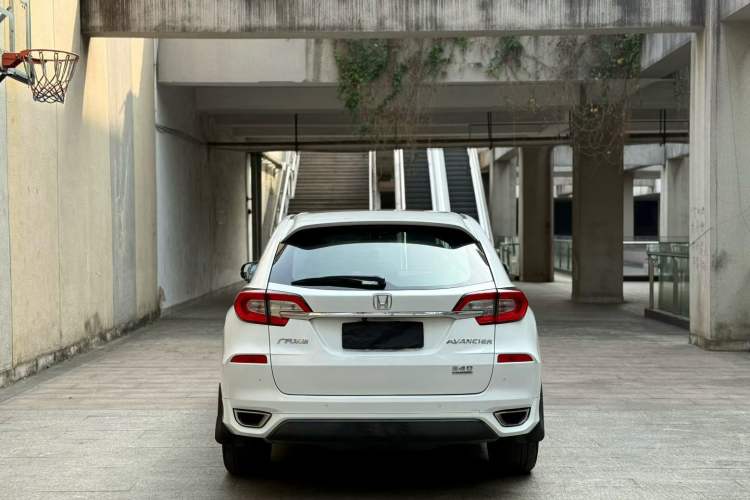 Used Honda Avancier 2017 240TURBO Two-Wheel Drive Luxury Edition Exterior 3