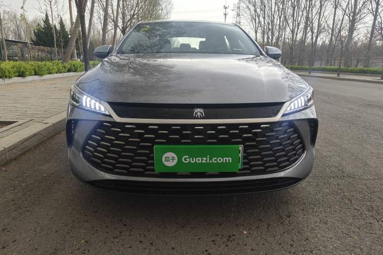 Used BYD Qin PLUS 2025 DM-i Smart Drive 55KM Leading Model