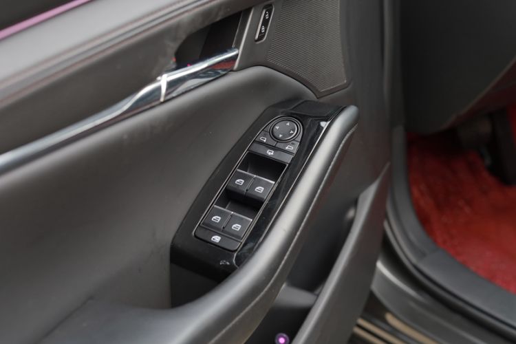 Used Mazda 3 Axela 2023 2.0L Automatic Zhiyao Edition Interior 6