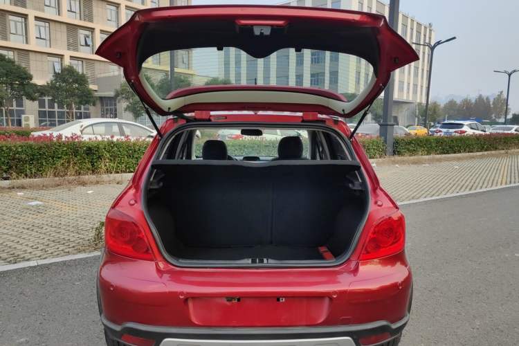 Used Peugeot 307 2013 1.6L Automatic CROSS
