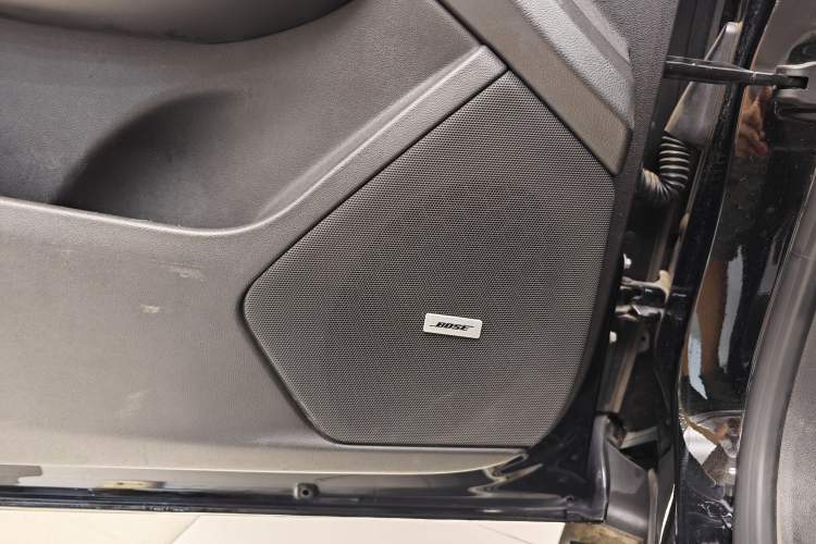 Used Cadillac XT5 2018 25T Luxury Model
