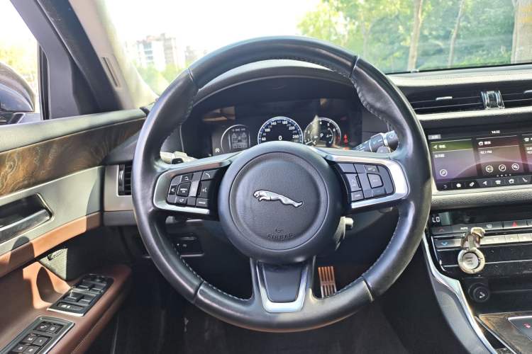 Used Jaguar XFL 2018 XFL 2.0T 250 PS Premium Edition