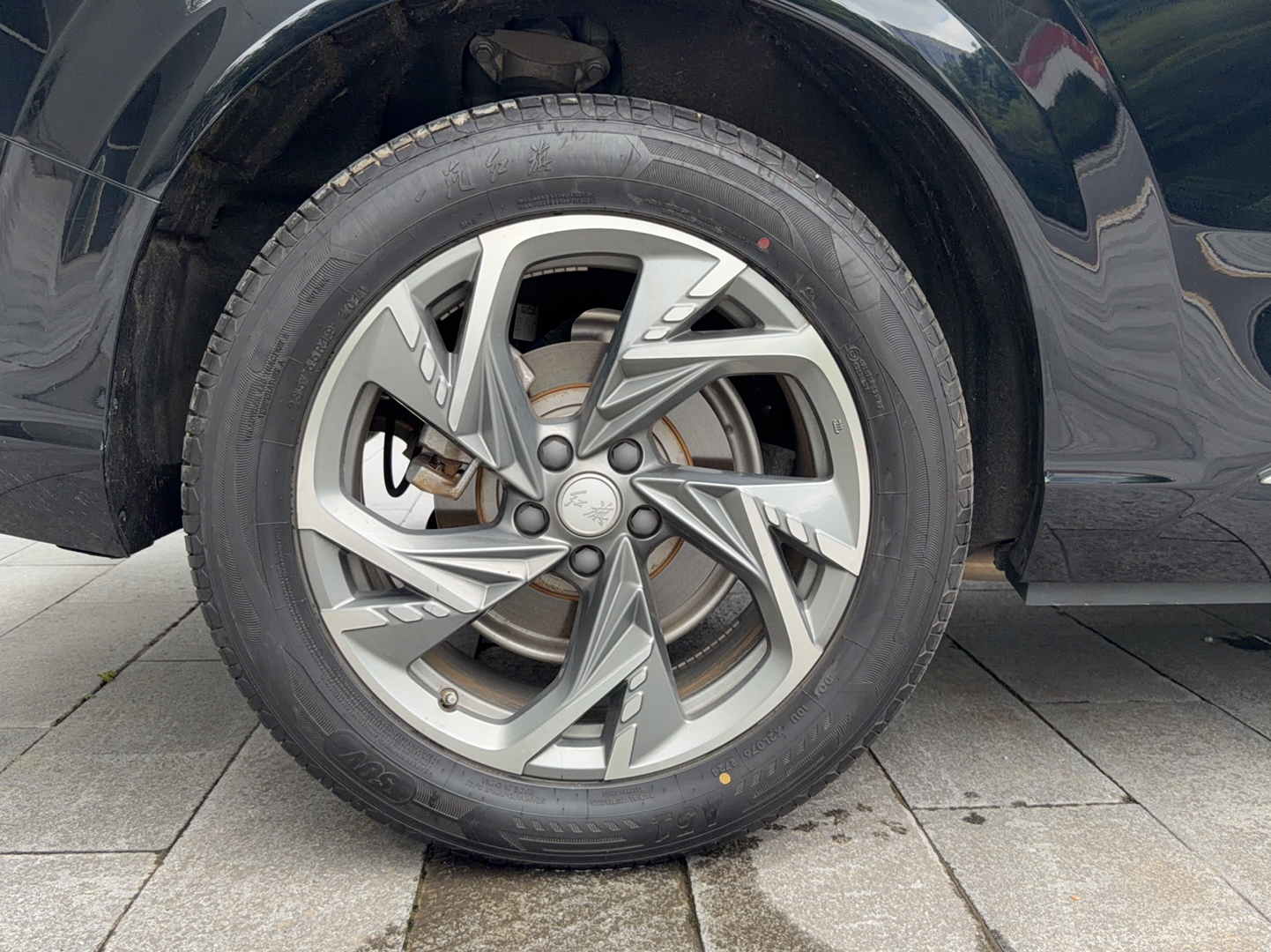 Hongqi HS3 PHEV 2024 PHEV 115km Jingwei Edition — снимка 17