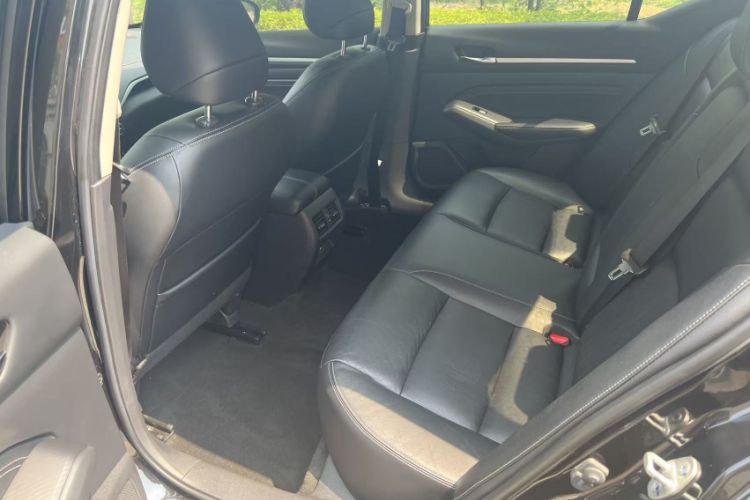 Used Nissan Teana 2019 2.0L XL Comfort Edition Interior 5