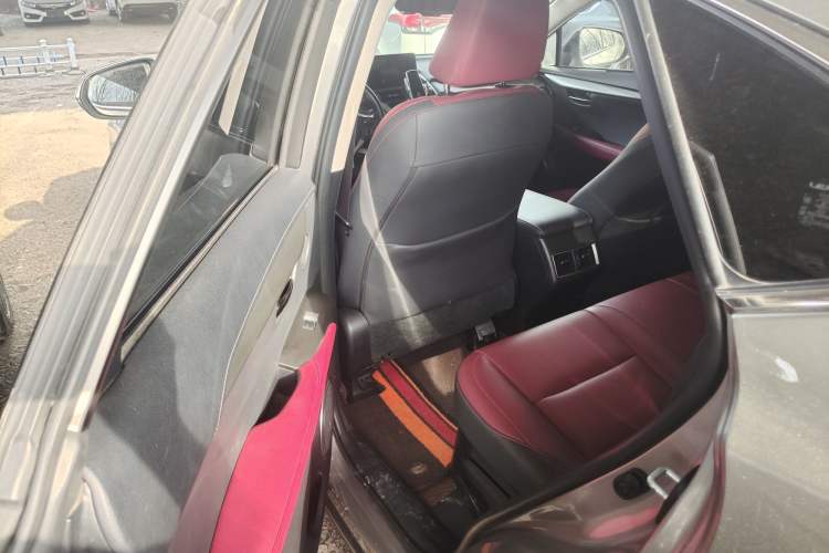 Used Lexus NX 2020 200 All-Wheel Drive Fēngshàng Version China VI Standard Interior 3