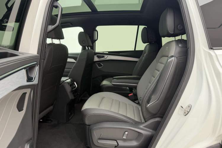 Used Volkswagen Talagon 2023 Facelift 380TSI All-Wheel-Drive Luxury Jiajing Pro 6-Seater