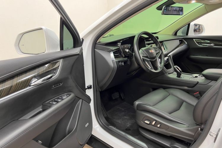 Used Cadillac XT5 2018 28T Four-Wheel Drive Luxury Model
