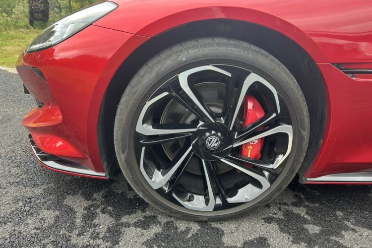 Used MG Cyberster 2024 520 km Legendary All-Wheel-Drive Version
