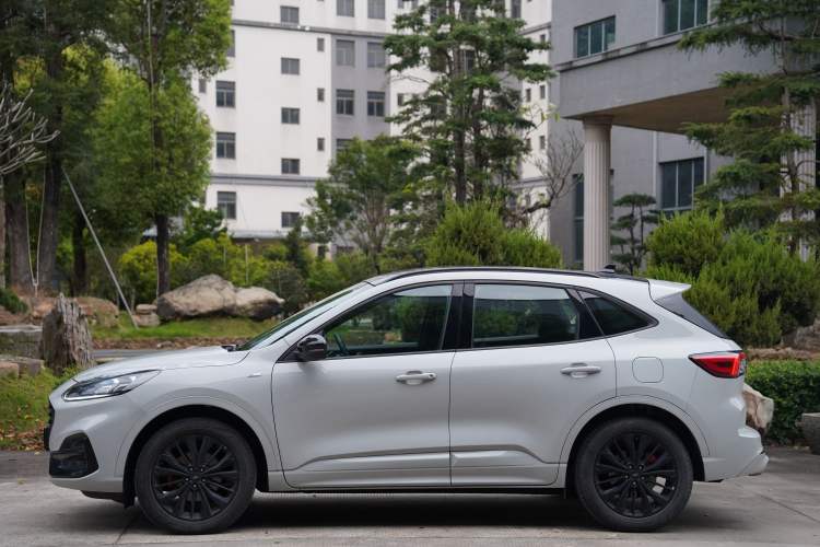 Used Ford Escape 2023 EcoBoost 245 Four-Wheel Drive ST-LINE Pro Trim