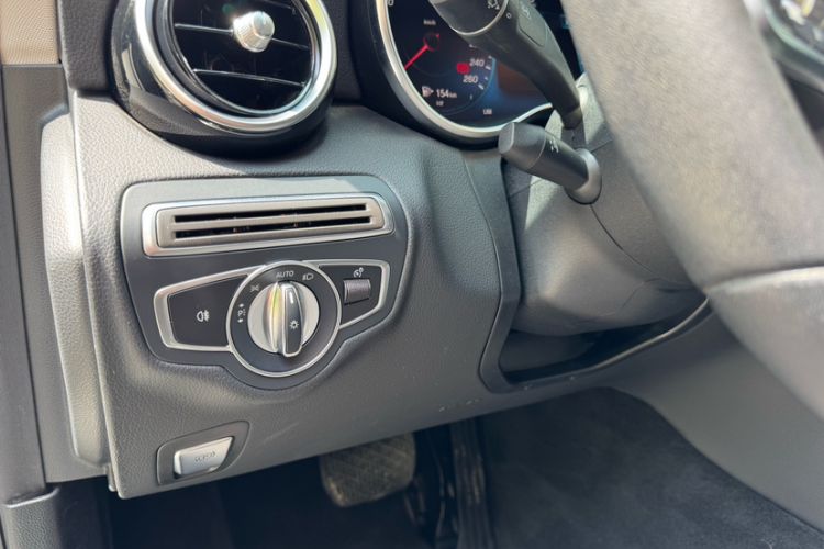 Used Mercedes-Benz C-Class 2019 Restyled C 260 L Sport Edition Interior 3