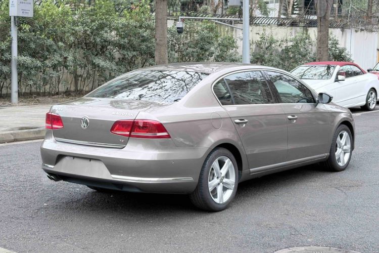 Used Volkswagen Magotan 2015 1.8TSI Prestige Model