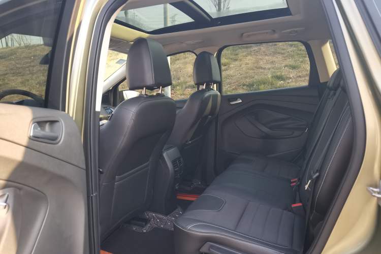 Used Ford Kuga 2015 1.5L GTDi Two-Wheel Drive Fashion Edition