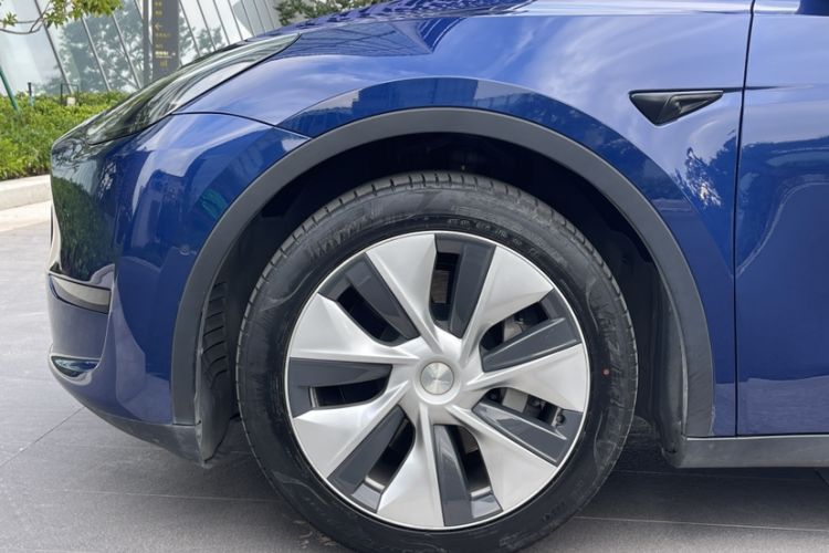 Used Tesla Model Y 2022 Rear-Wheel-Drive Version