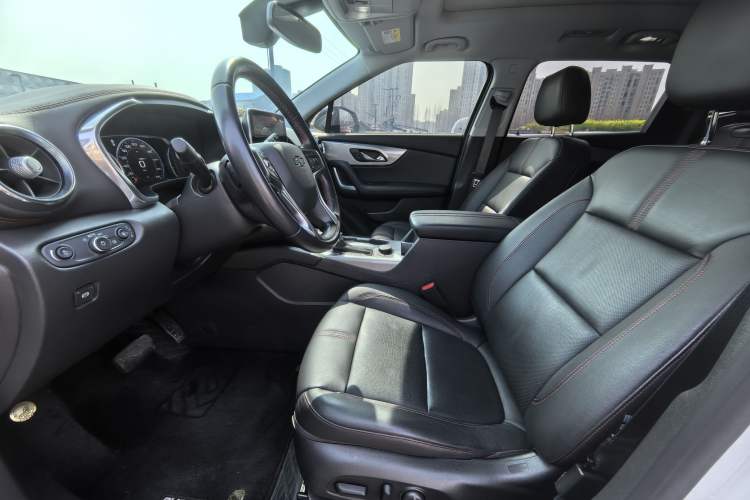 Used Chevrolet Blazer 2022 Mild Hybrid 650T Redline 7-Seater Thunder Edition
