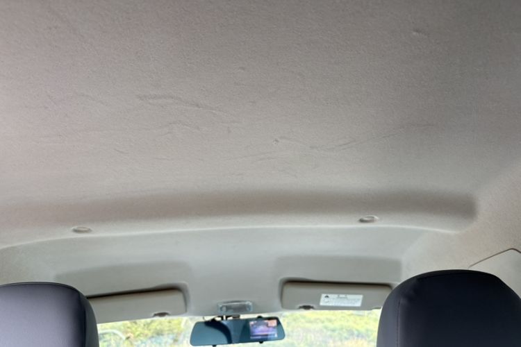 Used Dongfeng NAMMI BOX 2022 Revised Light Wind Edition 201 km Standard Version
