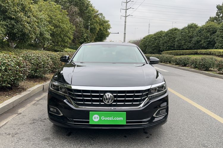 Used Volkswagen Passat 2019 380TSI Luxury Edition China VI Standard