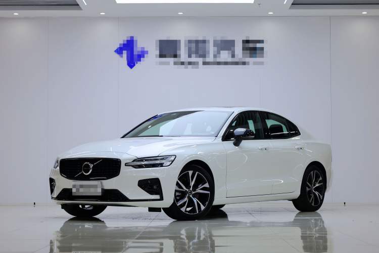 Used Volvo S60 2025 B5 Zhiya Sport Edition