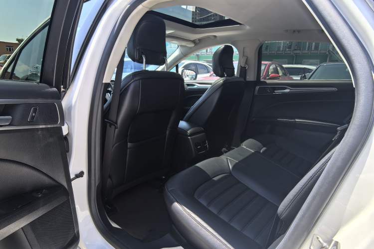 Used Ford Mondeo 2017 EcoBoost 200 Stylish Model