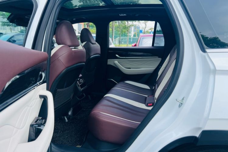 Used Geely Auto Monjaro L 2021 2.0TD DCT EVO Two-Wheel Drive Prestige Version
