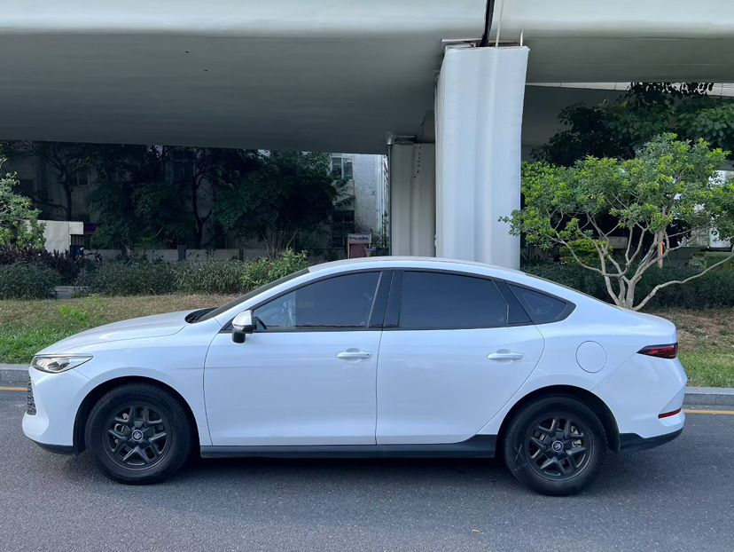 BYD Qin PLUS 2025 DM-i Smart Drive 55KM Leading Model — снимка 14