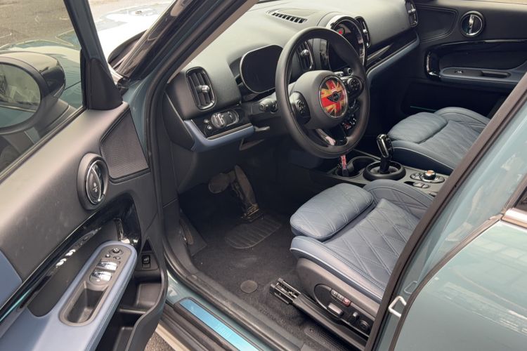 Used MINI Countryman 2021 1.5T COOPER Connoisseur Interior 1