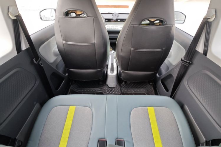 Used Wuling Hongguang MINIEV 2022 GAMEBOY 300km Enthusiast Model with Lithium Iron Phosphate Interior 2