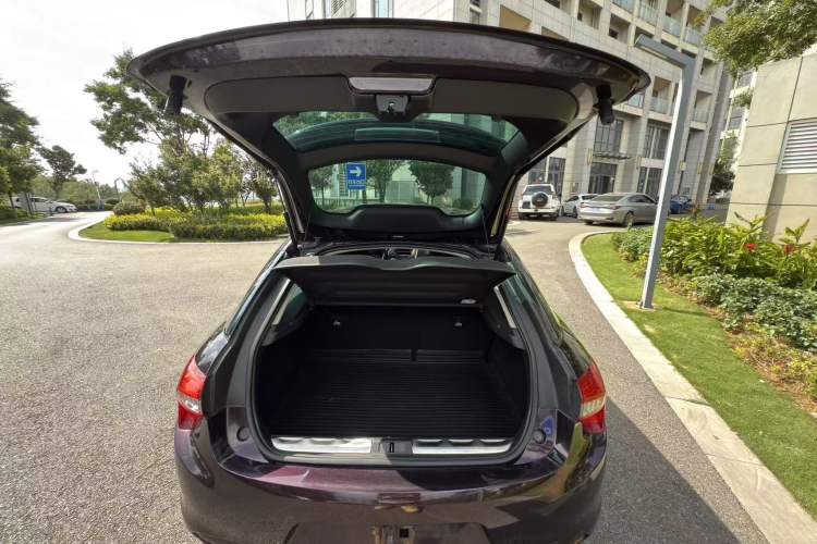 Used DS 5 2015 1.6T Elegant Edition THP160