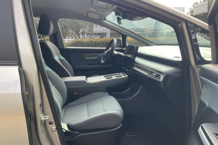 Used AION Y 2023 Plus 510 Enjoy Edition