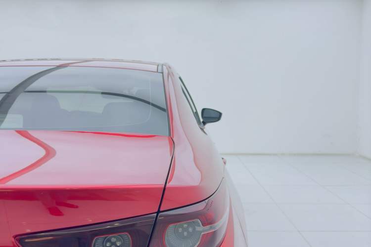 Used Mazda Mazda 3 Axela 2020 1.5L Automatic Luxury Version