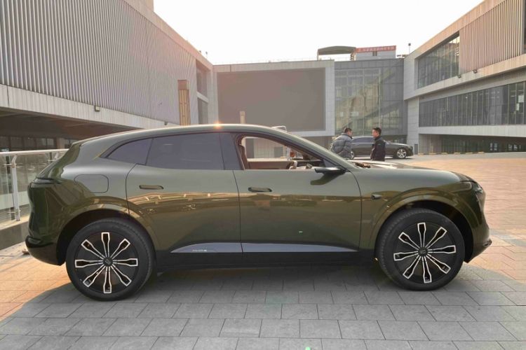 Used Avatr 07 2024 Ultra Range-Extended Four-Wheel Drive