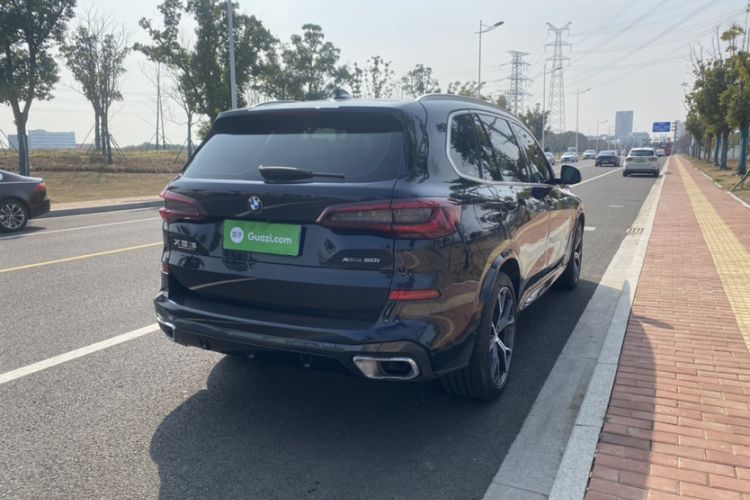 Used BMW X5 2022 xDrive 40Li M Sport Package
